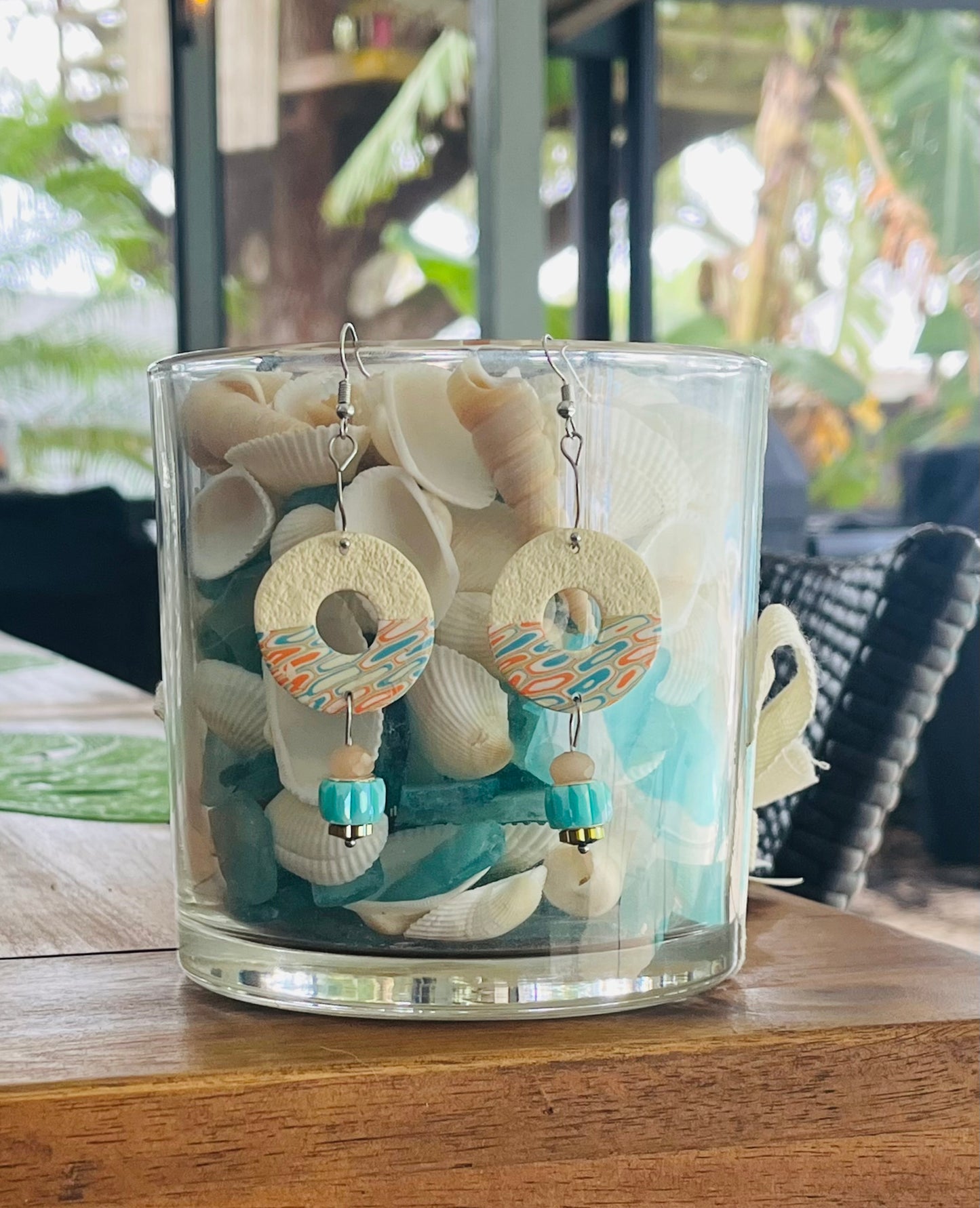 Retro Beachy Ear Art