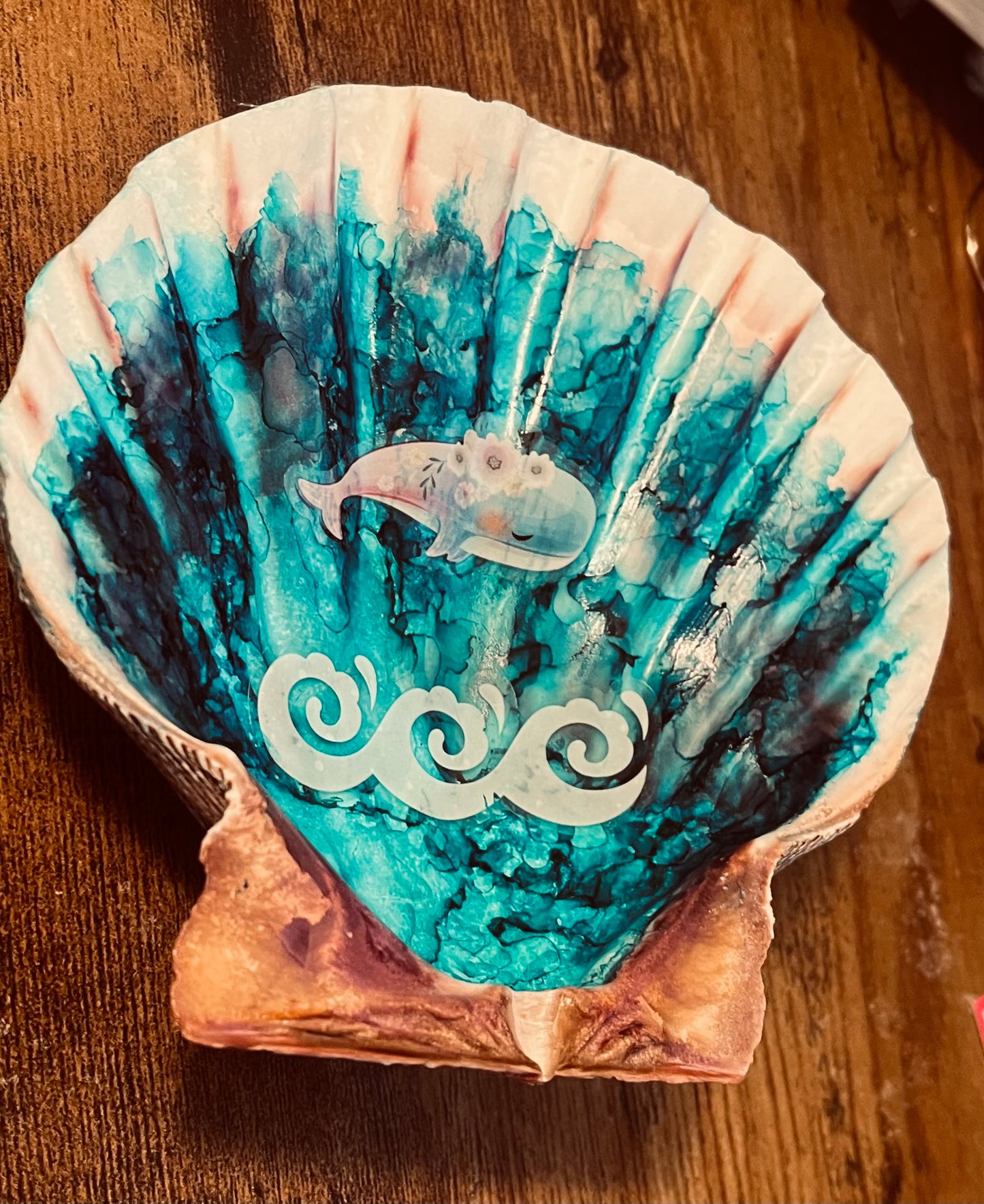 Whale with Waves Shell Art