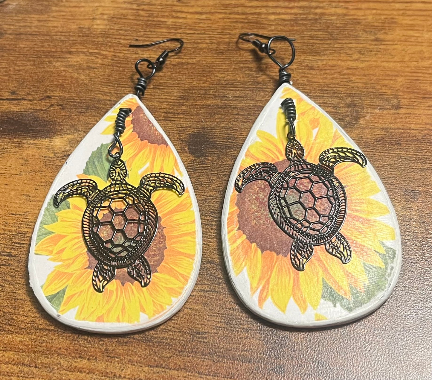 Sunflower Sea Turtle / Dolphin Reversible Ear Art