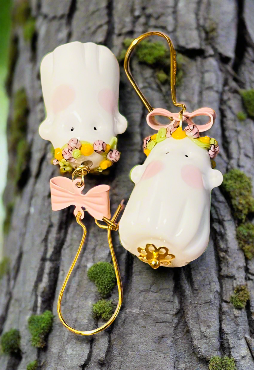 BOOtiful Ghosts Ear Art