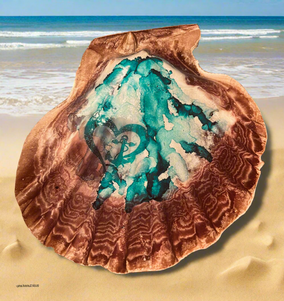 Heart Anchor Shell Art