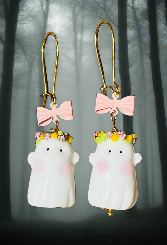 BOOtiful Ghosts Ear Art